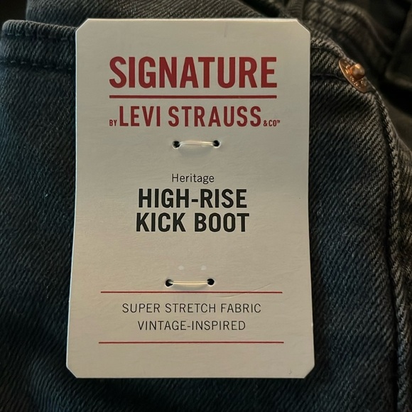 Signature by Levi’s Heritage High-Rise Kick Boot Black Jeans Size 12 - Picture 2 of 6